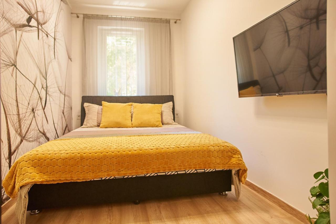 Sunlight Bronze - Szeged Apartment Exterior photo