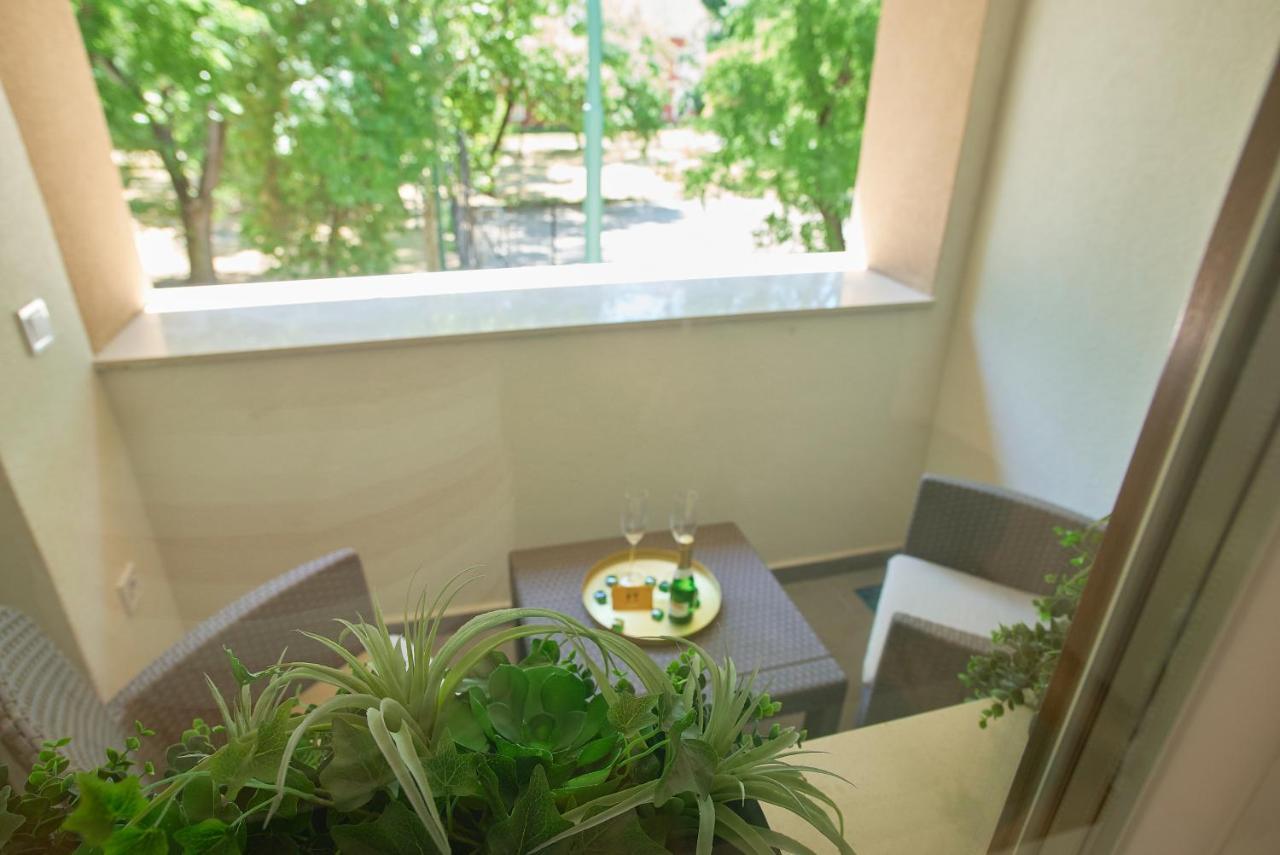 Sunlight Bronze - Szeged Apartment Exterior photo
